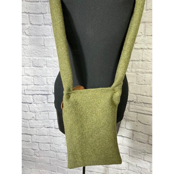 Crossbody bag handmade one of a kind, leather flower - Picture 4 of 4